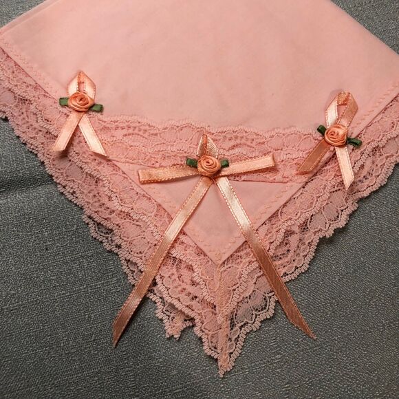 Vintage 1960s Handmade Ladies Lacy Handkerchief in Soft Peach w/Roses, Ribbon - Picture 2 of 9